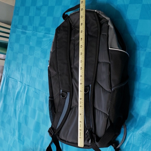 Backpack from Johnson & Johnson NEW - Picture 5 of 8